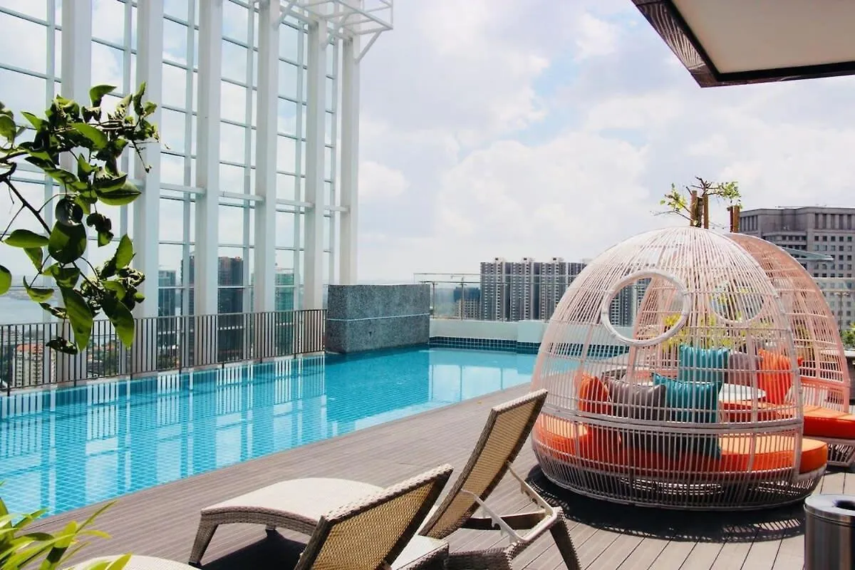 Apartment A Modern & Bright Suasana Suites In Johor Bahru