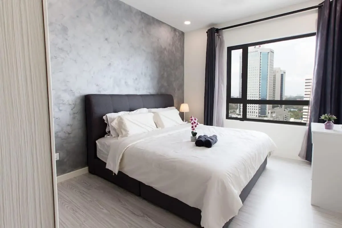 A Modern & Bright Suasana Suites In Johor Bahru 0*,  Malaysia